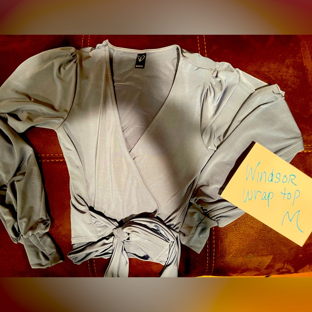 Women's wrap top